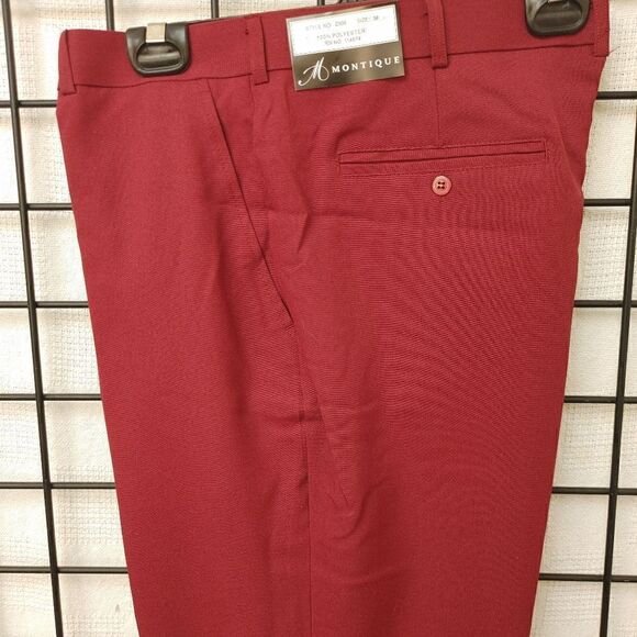 MEN'S MONTIQUE BURGUNDY SQUARE PATTERN SHORT SLEEVE 2 PIECE WALKING SET. - Picture 7 of 10